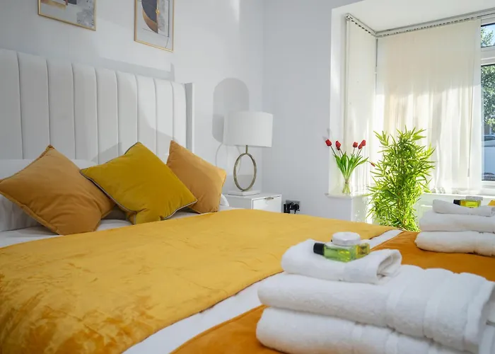 Renata's House * Μπρίστολ