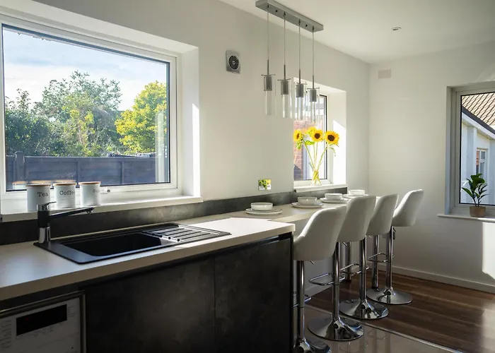 Гостевой дом Renata's House Бристоль