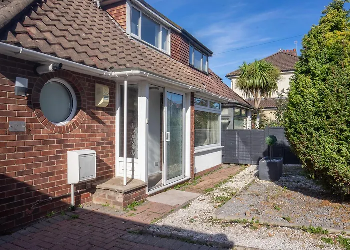 Renata's House Μπρίστολ