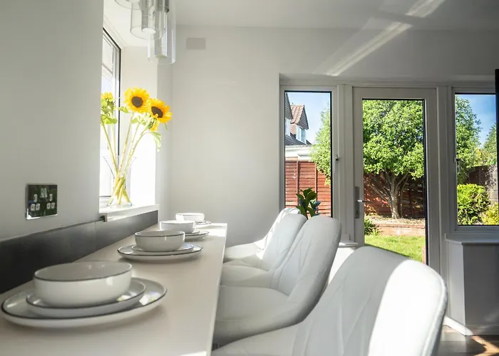 Гостьовий будинок Renata's House Бристоль